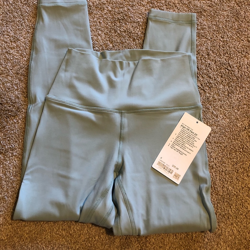 🔥SOLD🔥NWT lululemon hazy jade align 25 inch 6